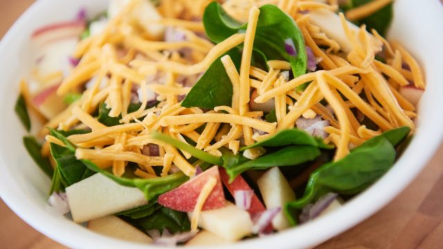 Spinach, Cheddar, and Apple Salad