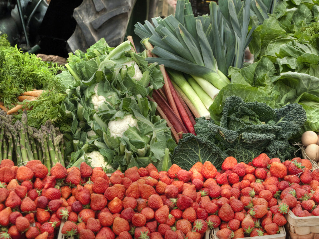 Organic vs. Conventionally Grown Produce: What's the difference?