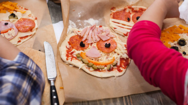 Make Mealtime More Fun: Build Your Own Pizzas